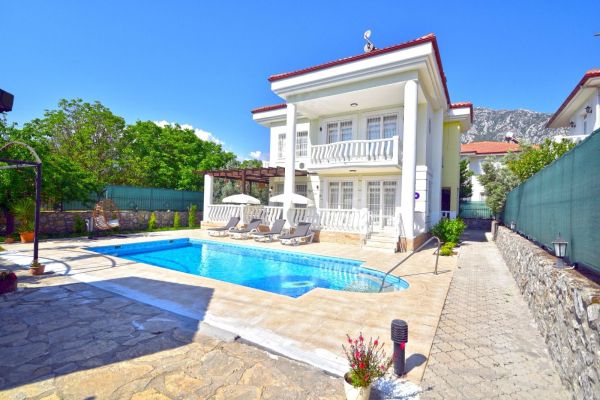 Villa Alya Yeşilüzümlü