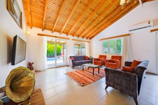 Villa Ayla