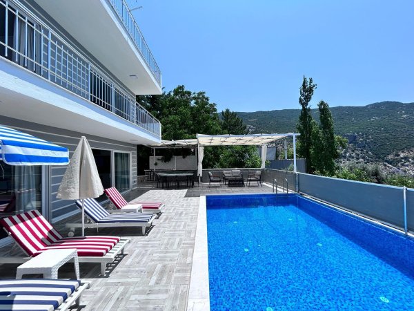 Villa Belora | Kalkan'da Jakuzili Muhafazakar Villa