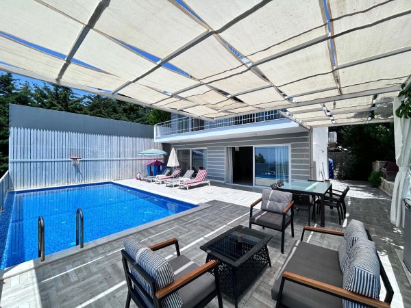 Villa Belora | Kalkan'da Jakuzili Muhafazakar Villa