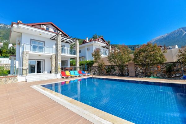 Villa Casa Blanca 1 | Ölüdeniz'de Büyük Tatil Villası