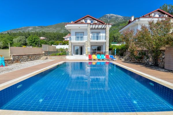 Villa Casa Blanca 1 | Ölüdeniz'de Büyük Tatil Villası