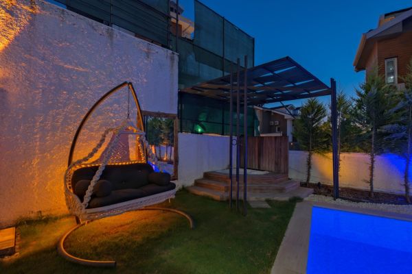 Villa Clove | Fethiye'de 10 Kişilik Havuzlu Lüks Villa