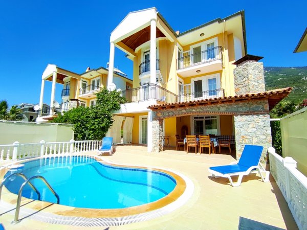Villa Daphne 2  | Ölüdeniz'de 4 Odalı & Merkezi Kiralık Villa