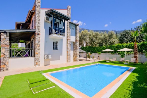 Villa Desira | Fethiye Ovacık'ta Denize Yakın 4 Kişilik Lüks Villa