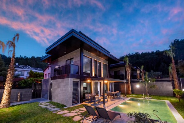 Villa Diamante 2 | Fethiye Göcek’te Denize Yakın, Jakuzili Lüks Villa-