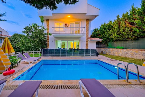 Villa Dikili | Fethiye Hisarönü’nde Havuzlu Ekonomik Villa