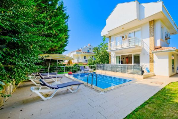 Villa Dikili | Fethiye Hisarönü’nde Havuzlu Ekonomik Villa