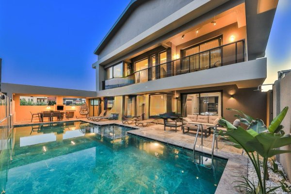 Villa Escanova | Fethiye Akarca Lüks Hamam, Sauna & Kapalı Havuz