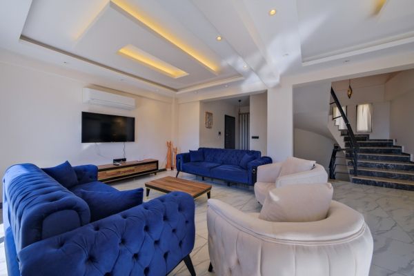 Villa Faisy 3 | Fethiye Ovacık’ta Geniş Bahçeli, Isıtmalı Havuzlu Aile Villası