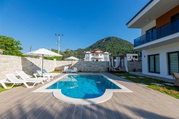 Villa Irmak | Fethiye Yeşilüzümlü’de Geniş Aile Villası