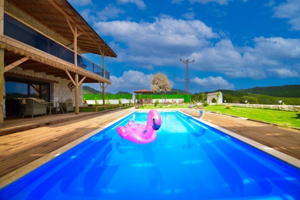 Villa Kyaneai | Demre'de Doğa İçinde Aile Dostu Villa