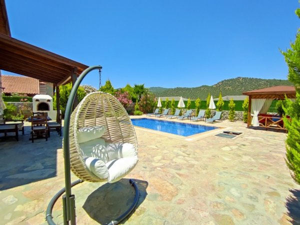 Villa Levissi 2 | Fethiye Kayaköy'de Korunaklı & Taş Mimari Lüks Villa