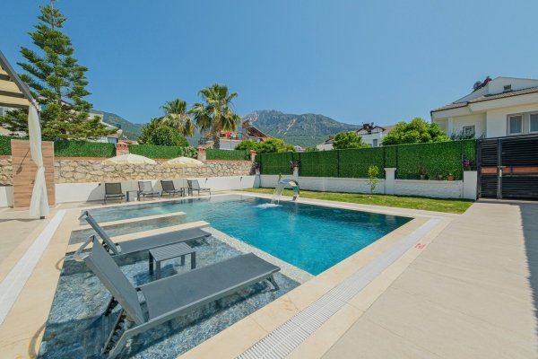 Villa Lisiya 1 | Fethiye Ovacık'ta 3 Süit Odalı Villa