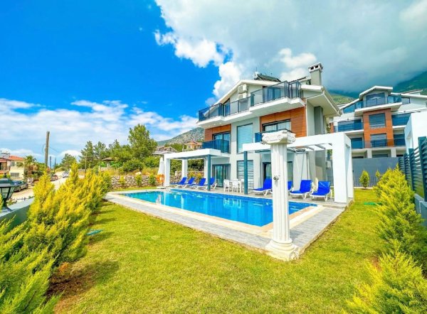 Villa Luzi | Ölüdeniz Ovacık'ta 4 Odalı Lüks Villa
