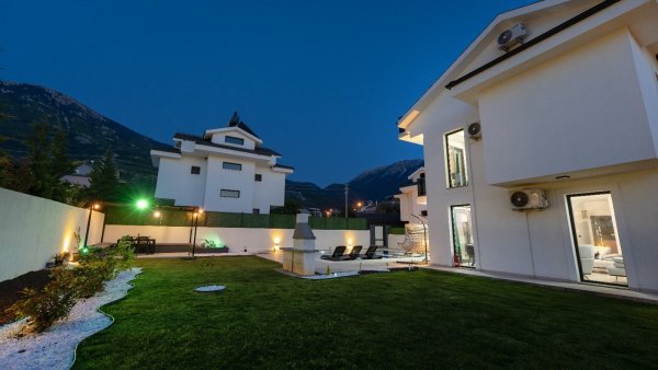 Villa Tahancı 3 | Fethiye Ovacık'ta Jakuzili & 3 Odalı Tatil Villası