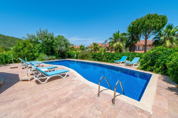 Villa Vivante | Fethiye Hisarönü'nde 11 Metre Havuzlu Lüks Villa