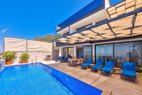 Villa Zafira | Kalkan Kördere'de Kapalı Havuzlu & Aktivite Dolu Villa