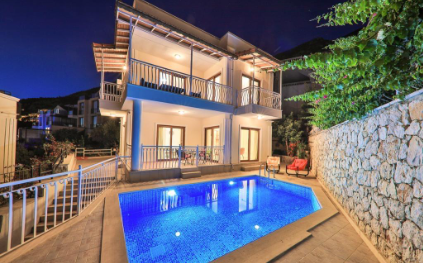 Villa Asmara | Kalkan'da Deniz Manzaralı & 2 Odalı Lüks Villa