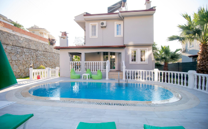 Villa Celestine | Fethiye Ölüdeniz'de 12 Kişilik Havuzlu Lüks Villa