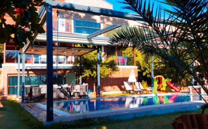 Villa Enfes 1 | Fethiye Ovacık'ta 10 Kişilik Jakuzili Lüks Villa