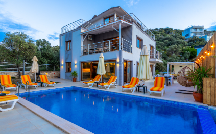 Villa Esenoria | Kalkan Kışla Deniz Manzaralı Lüks Villa