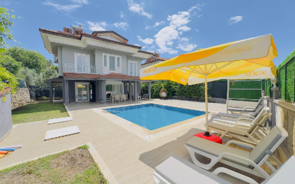 Villa Goktora | Fethiye Hisarönü Merkezde 9 Kişilik Lüks Villa