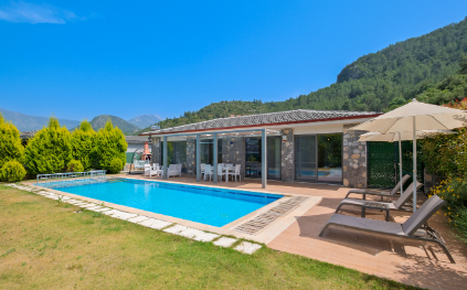 Villa Vita Duo | Fethiye Kayaköy'de Korunaklı, Jakuzili Havuzlu Villa