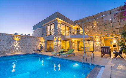 Villa Zerrin 2 | Kalkan’da Taş Mimarili Lüks Villa